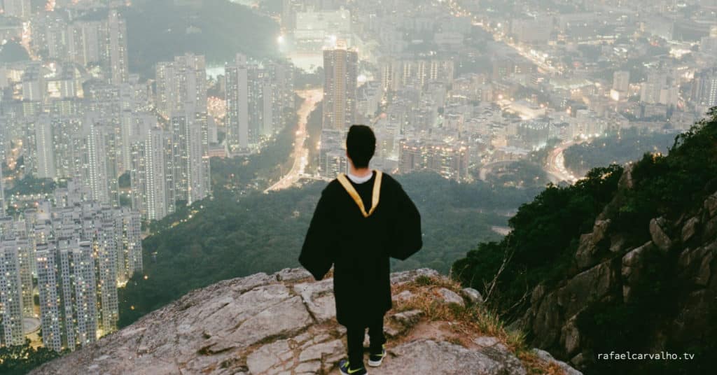 6 passos para começar a empreender ainda na faculdade