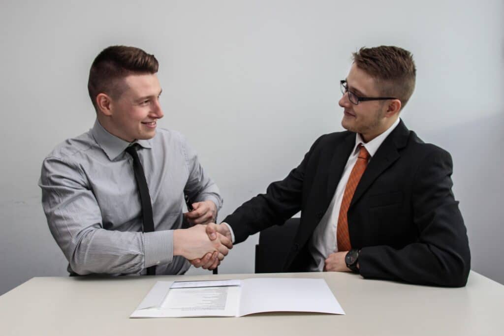 tipos de trabalho e contratos