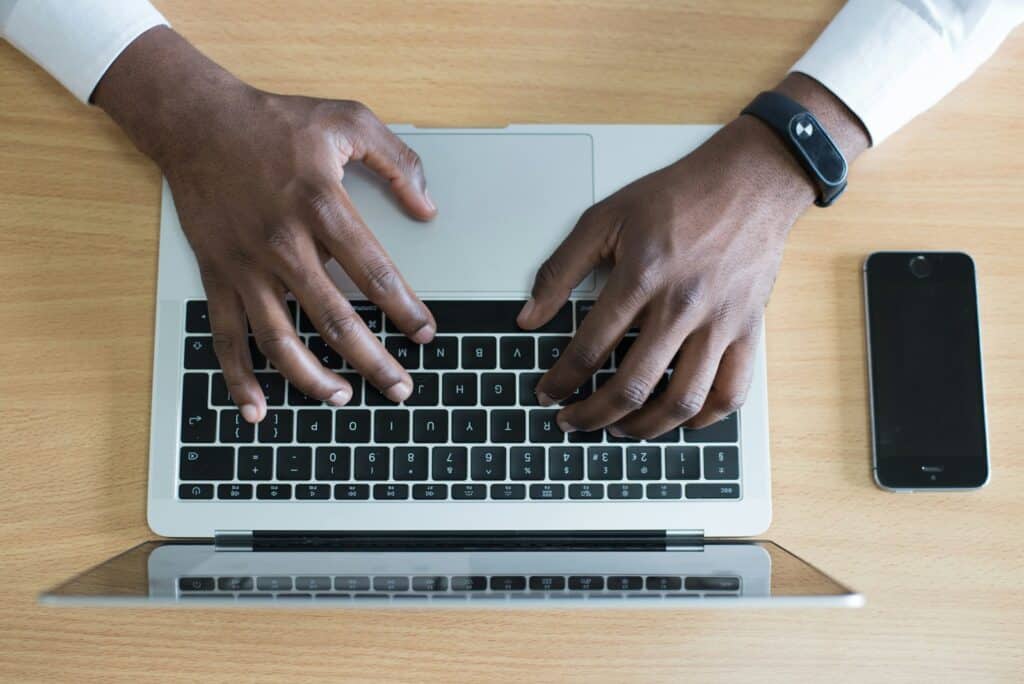 como finalizar um e-mail