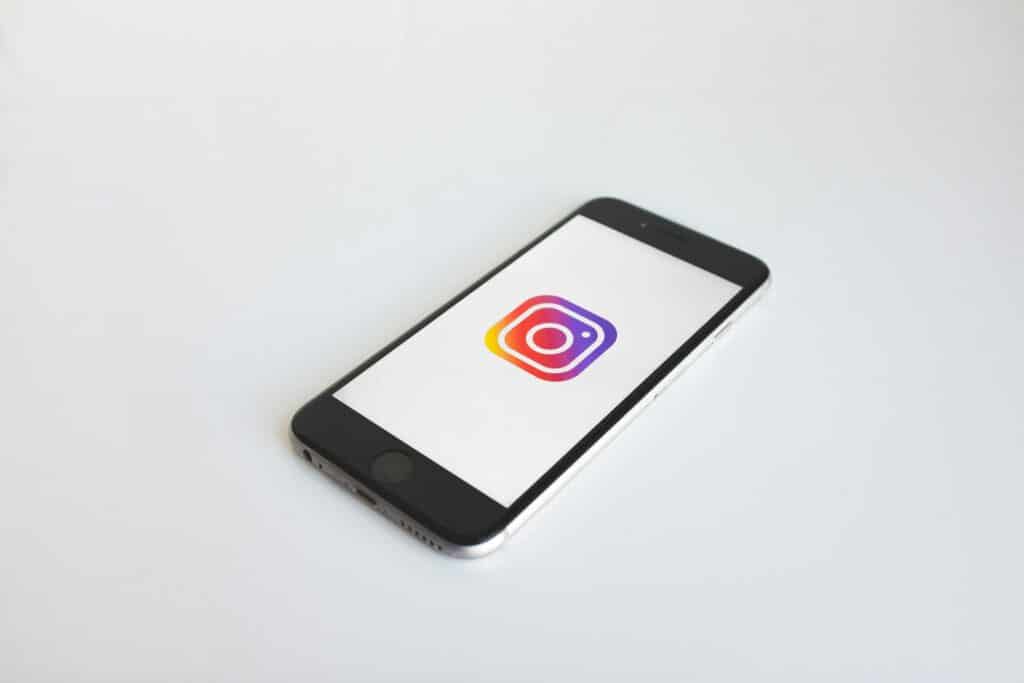 como ganhar dinheiro utilizando o instagram